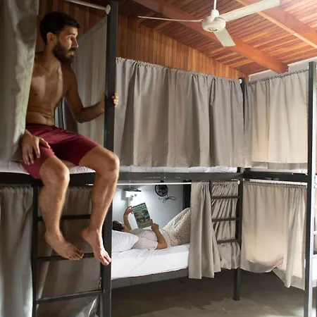 Argdivan Beach Hostel
